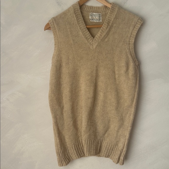 Vintage Other - Men's Shetland Wool Vintage Sears beige Sweater Vest Men’s Medium